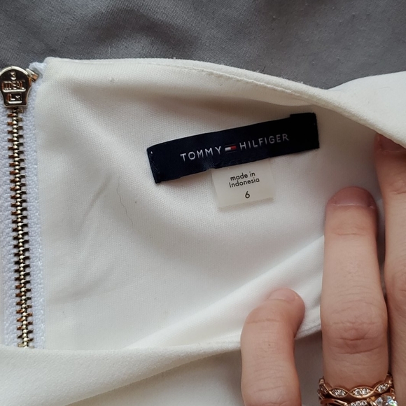 White Tommy Hilfiger dress - Picture 6 of 7